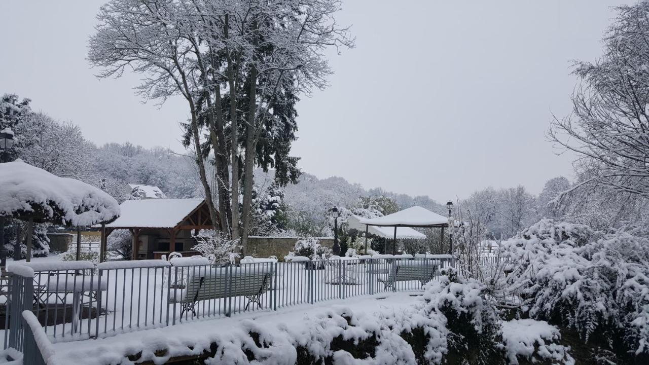 Le Moulin De Pommeuse Bed & Breakfast ภายนอก รูปภาพ