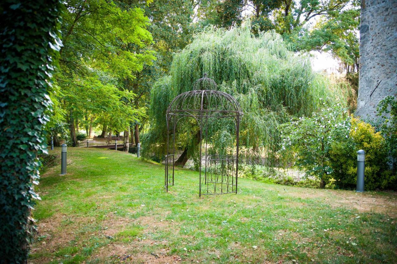 Le Moulin De Pommeuse Bed & Breakfast ภายนอก รูปภาพ